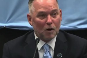 马龙北卡发布会演讲：我来北卡不是为了首轮游，目标是一直赢球！